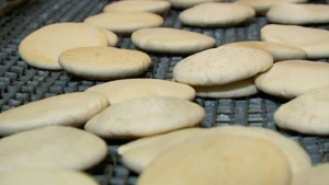 Een broodje met een holle binnenkant