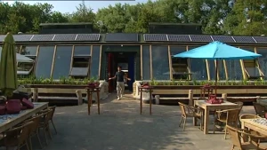 Een zelfvoorzienend schip op het land