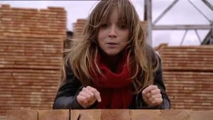 Van boom in het bos tot houten plank