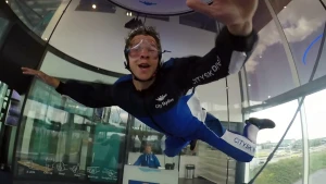 Door het luchtdrukverschil tussen koude en warme gebieden