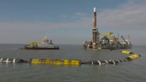 Slib opzuigen voor de Marker Wadden