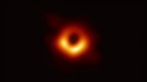 De eerste foto van een zwart gat