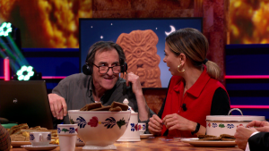 Jaap van Stamelen en Marleen Leedwezen aan tafel bij Speculasies.