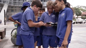 Nieuws over een brand in Hong Kong en sociale media